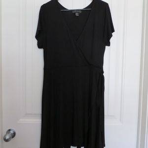 Forever 21 Plus Black dress